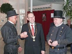 Neujahrsempfang: OB Dr. Bernd Vöhringer mit Schornsteinfegern Neujahrsempfang: OB Dr. Bernd Vöhringer mit Schornsteinfegern